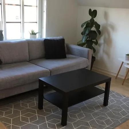 Lejlighed - Sct. Laurentiivej Apartment *